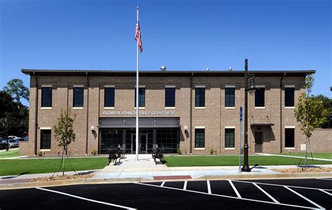 flowery branch city hall